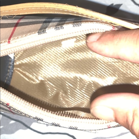 Burberry - Picture 4 of 5